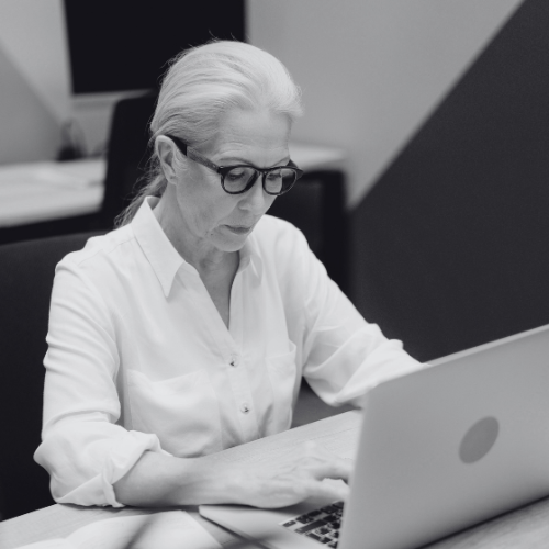 Drs. Kristel Woltman